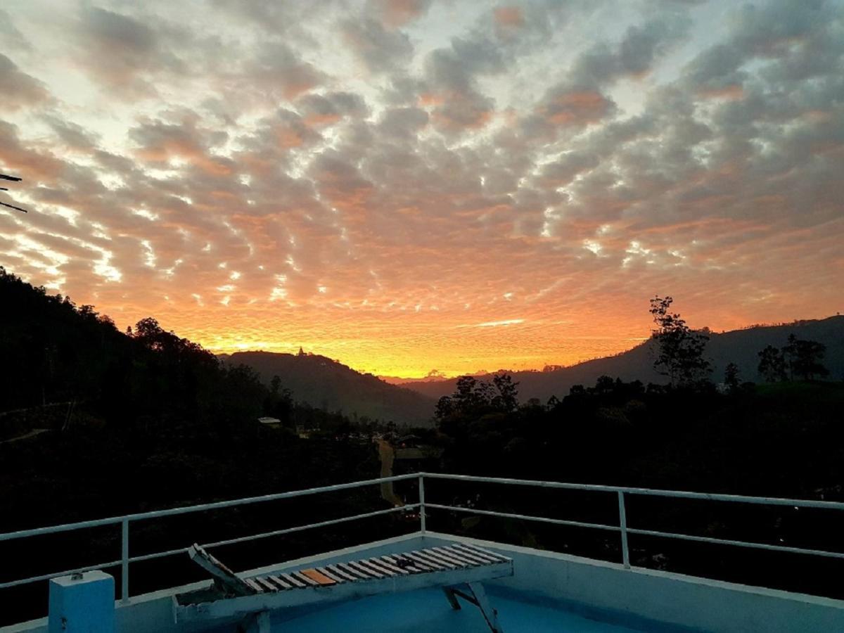 Lakshmis Hotel Ella Bagian luar foto