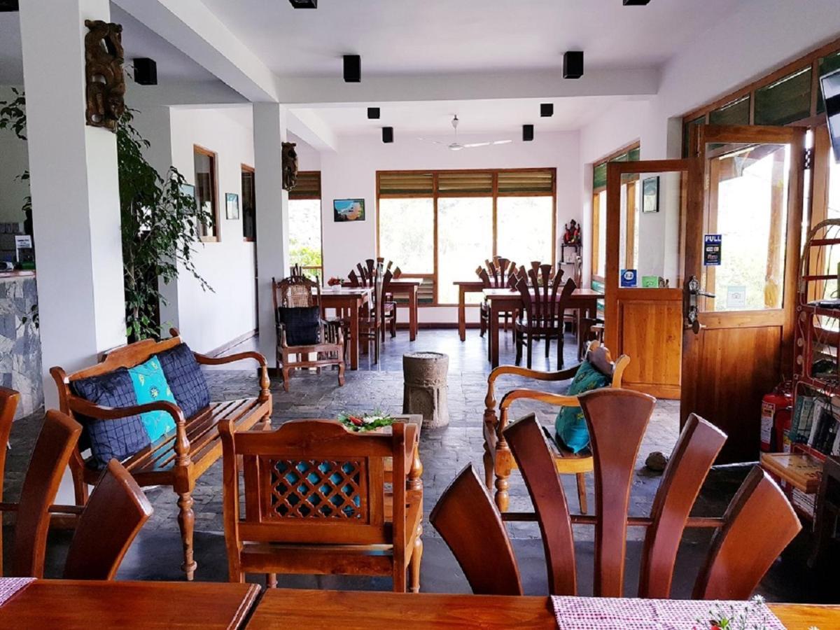 Lakshmis Hotel Ella Bagian luar foto